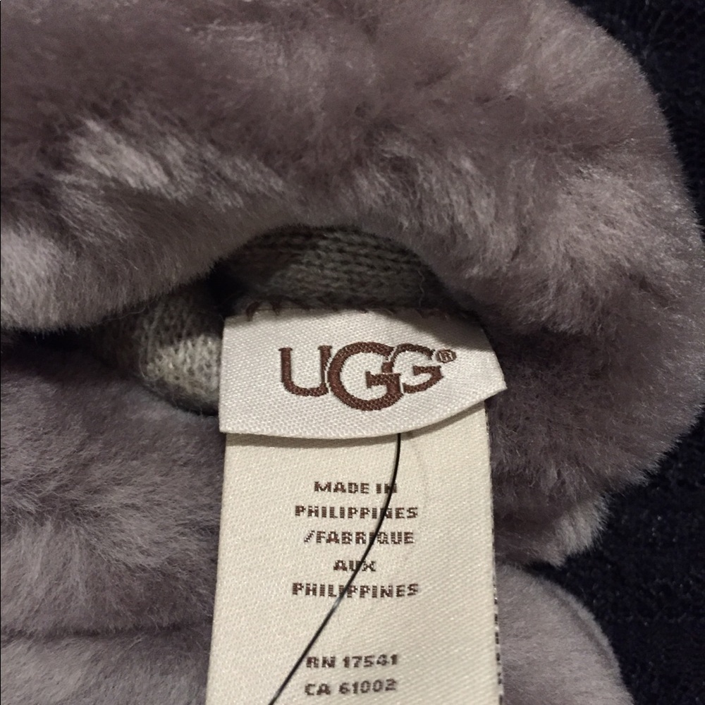 UGG Leather Smart Glove